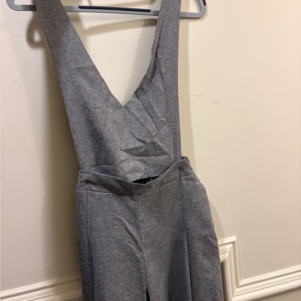 Gray Sleeveless Jumpsuit